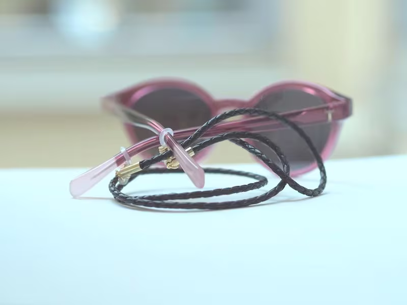 TRIWA Shades Strap in Black Gold