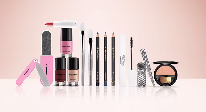 Beauty Essentials Feat. Tweezerman at Gilt