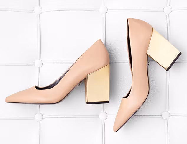 Charles David Lucia Pumps