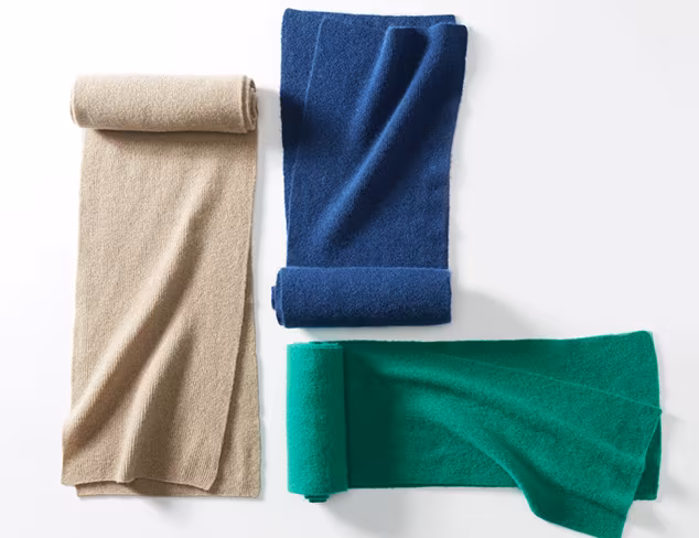 Wrapped in Warmth: Scarves at MYHABIT