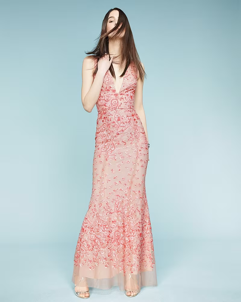 BCBGMAXAZRIA Claudea V-Neck Column Gown