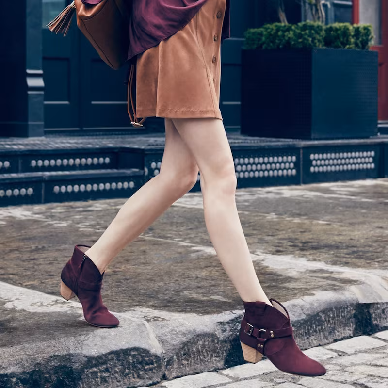 Hinge Billy Bootie