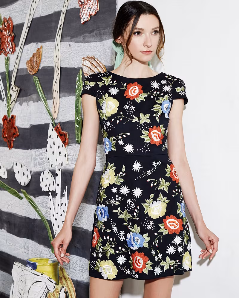 Alice + Olivia Ellen Short-Sleeve Embroidered Dress