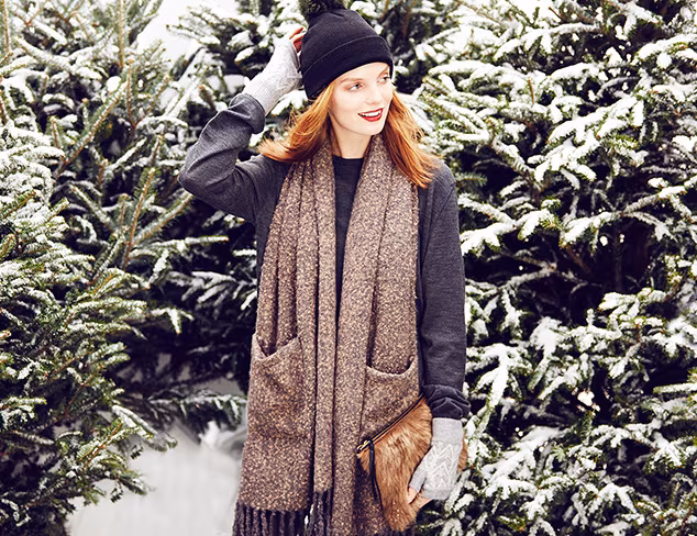 Wintry Mix Après Ski Essentials at MYHABIT