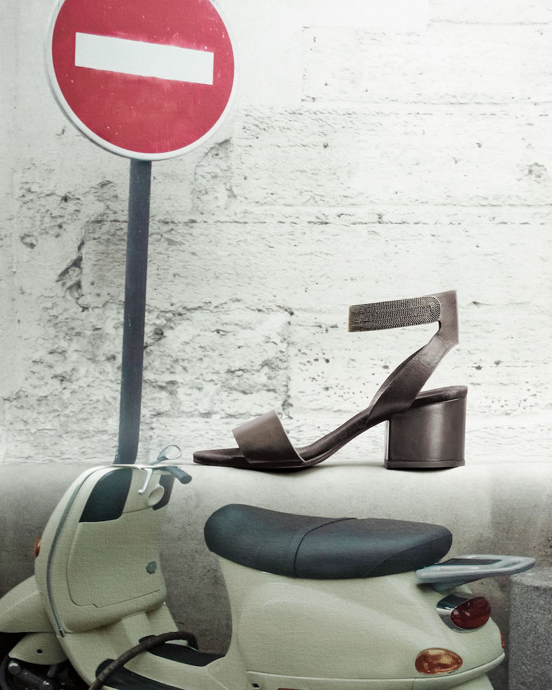 Brunello Cucinelli Monili-Trim Leather City Sandal