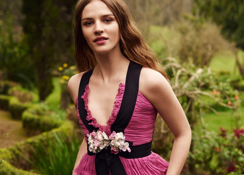 Gucci Floral appliqué silk dress