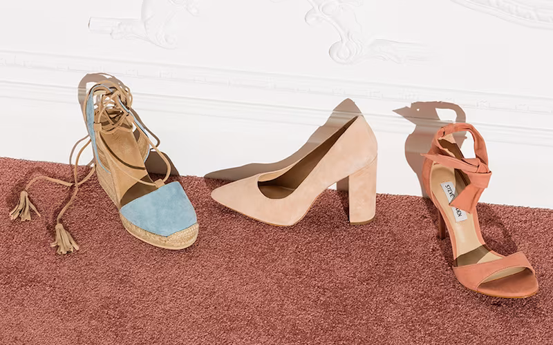 RAYE Daisy Wedge