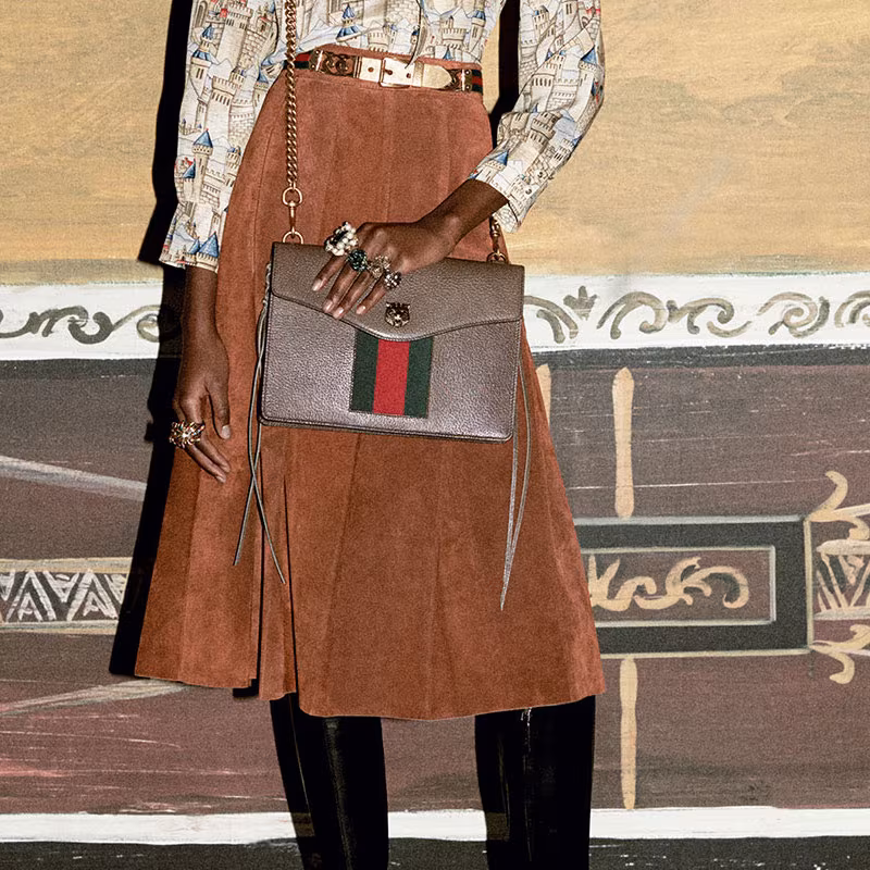 Gucci Animalier Leather Shoulder Bag in Brown