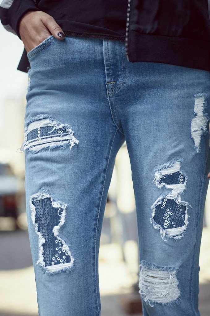 7 For All Mankind Embellished & Destroyed Ankle Skinny Jeans