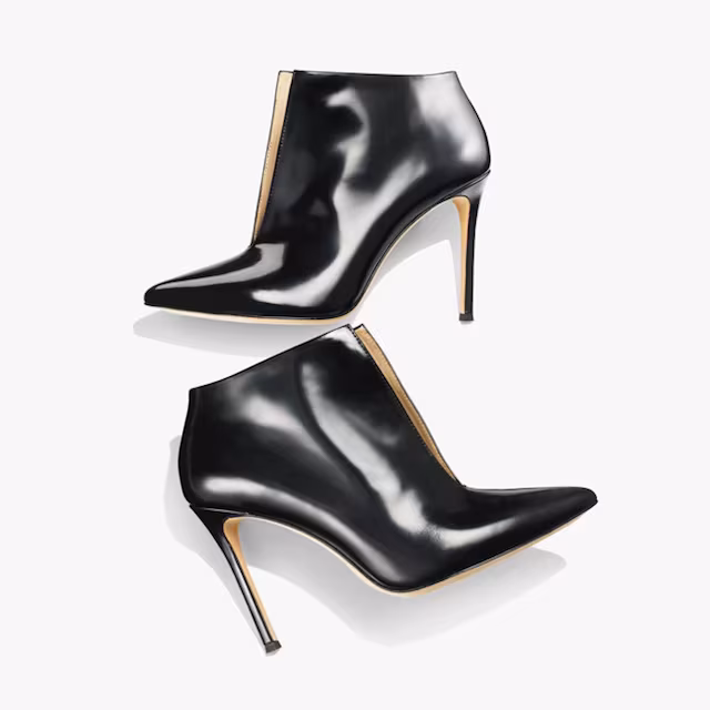 Pour La Victoire Calinda Ankle Bootie
