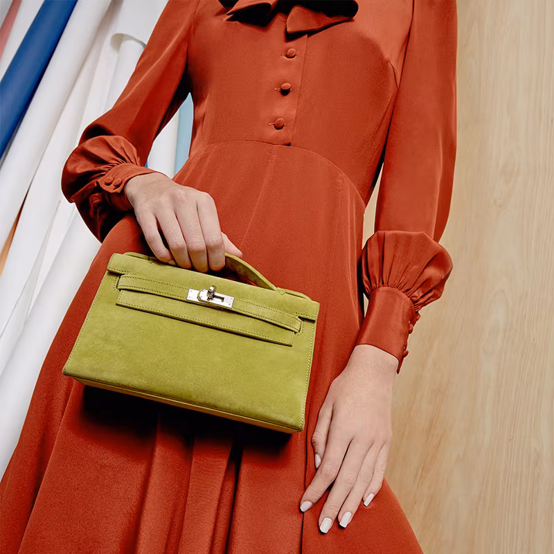 Vintage Hermès Vert Chartreuse Veau Doblis Suede Kelly Pochette 1