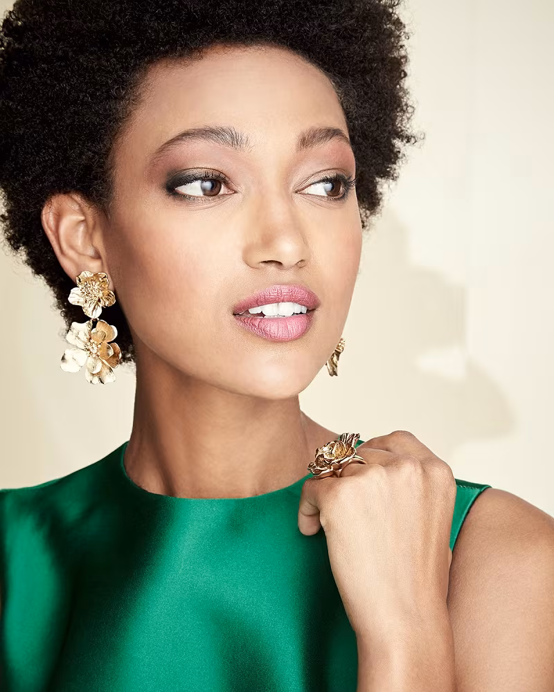 Oscar de la Renta Bold Flower Drop Earrings