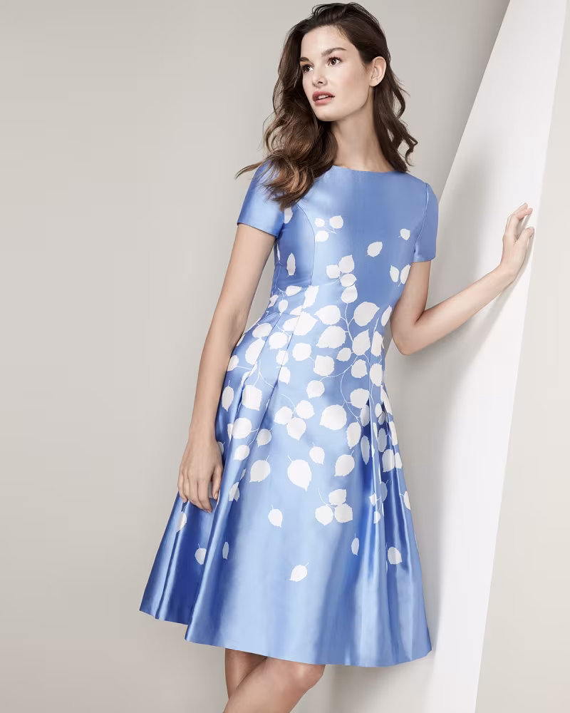 Carolina Herrera Leaf-Print Short-Sleeve A-Line Dress