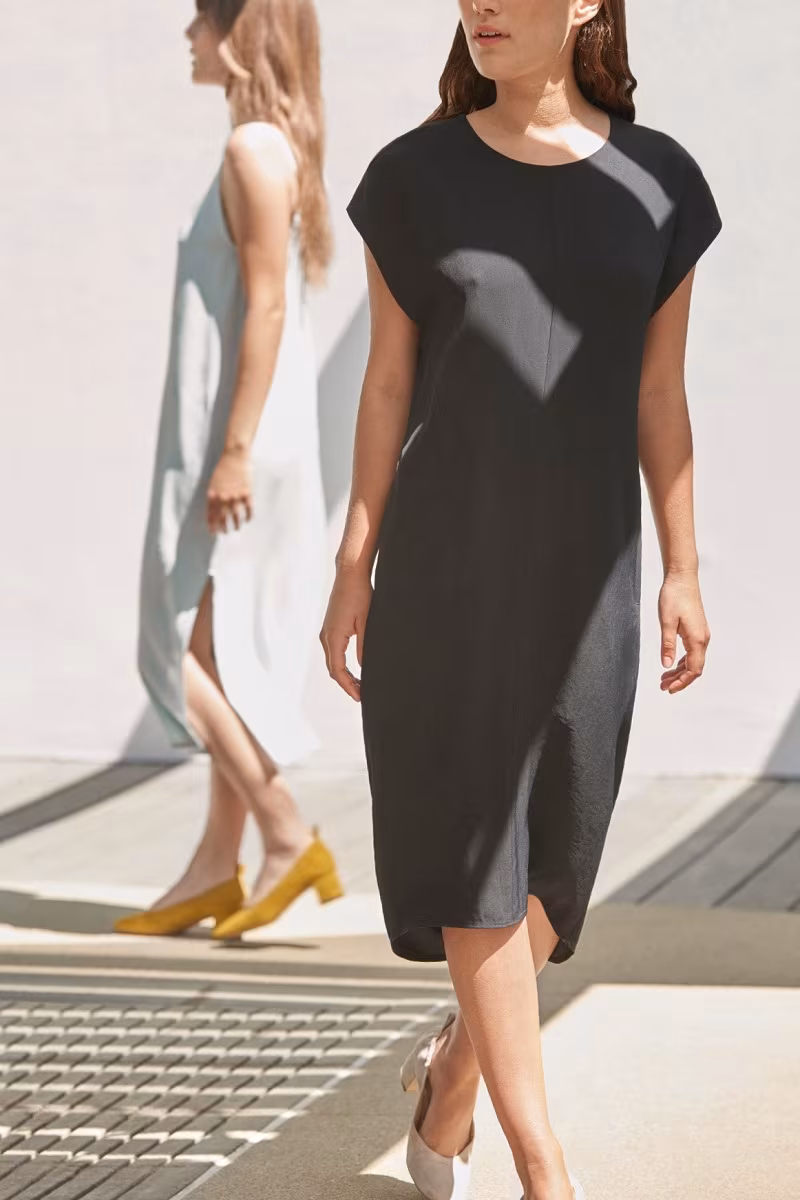 Everlane The Japanese GoWeave Cocoon Dress-Black