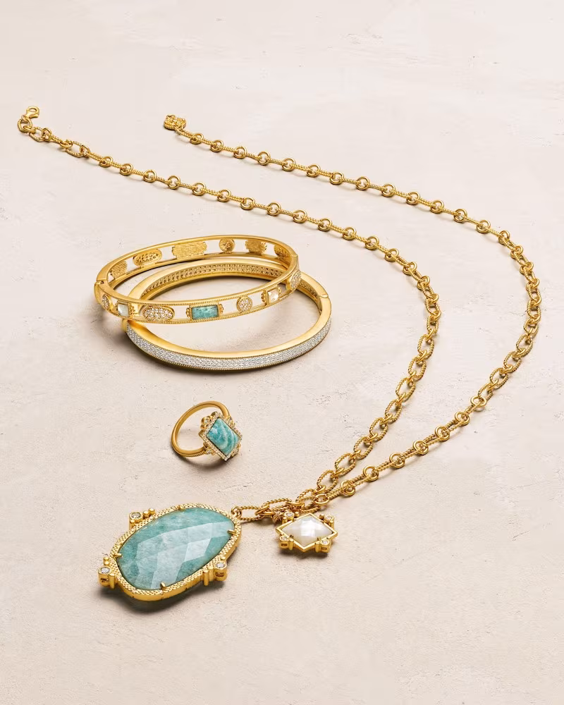 Freida Rothman Amazonian Allure Cluster Pendant Necklace