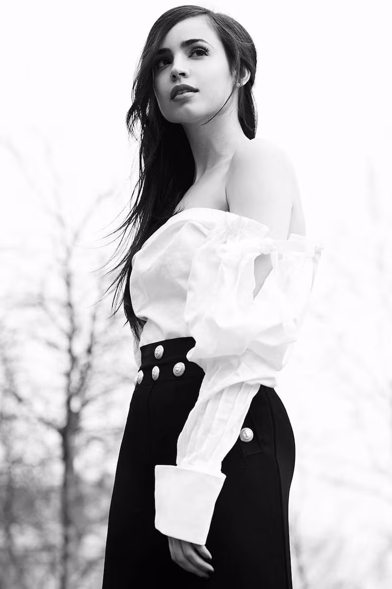 Jacquemus Off The Shoulder Cotton Poplin Shirt