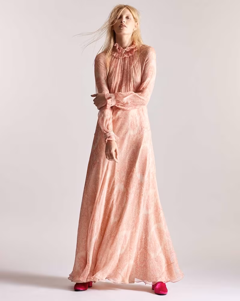 Vilshenko Ennafa Crinkle-Chiffon Gown