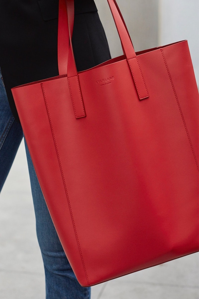Everlane Day Magazine Tote in Red