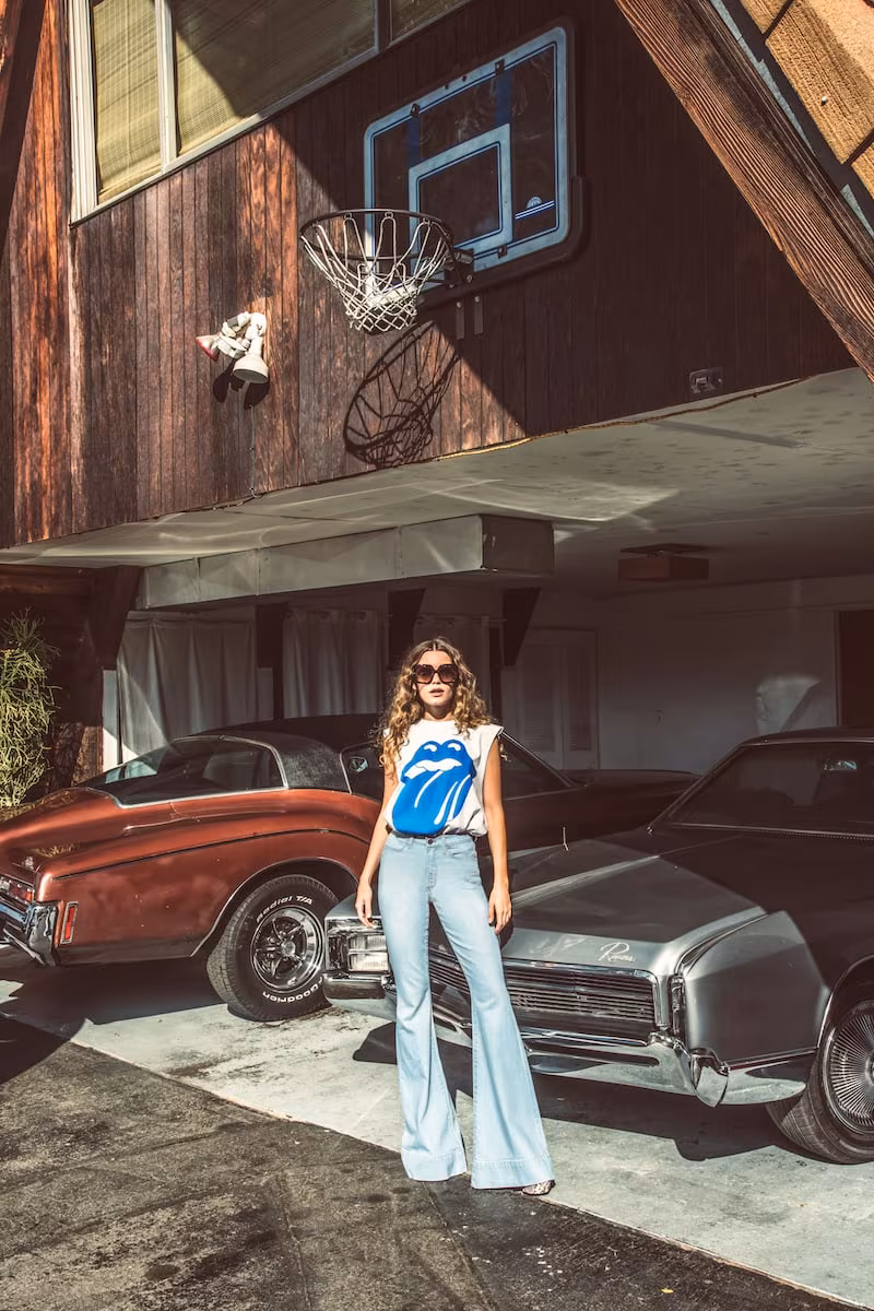 AO.LA Beautiful Low-Rise Bellbottom Jeans