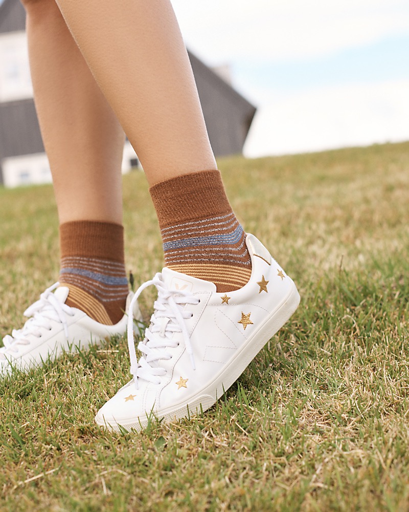 Madewell x Veja Esplar Low Sneakers in Embroidered Stars