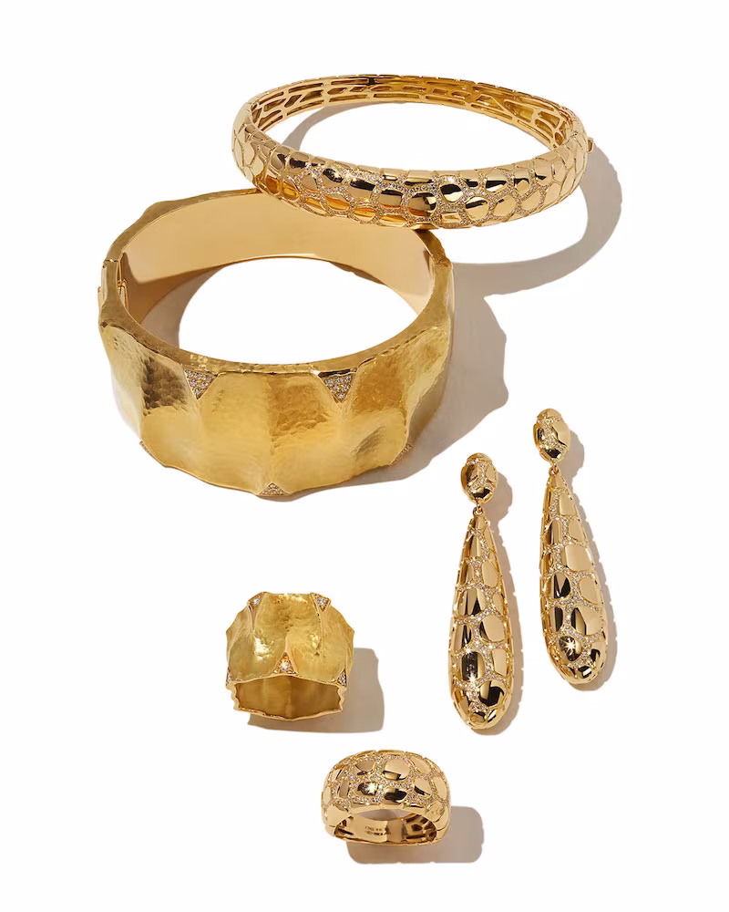Vendorafa Dune 18k Gold and Diamond Cuff Bracelet
