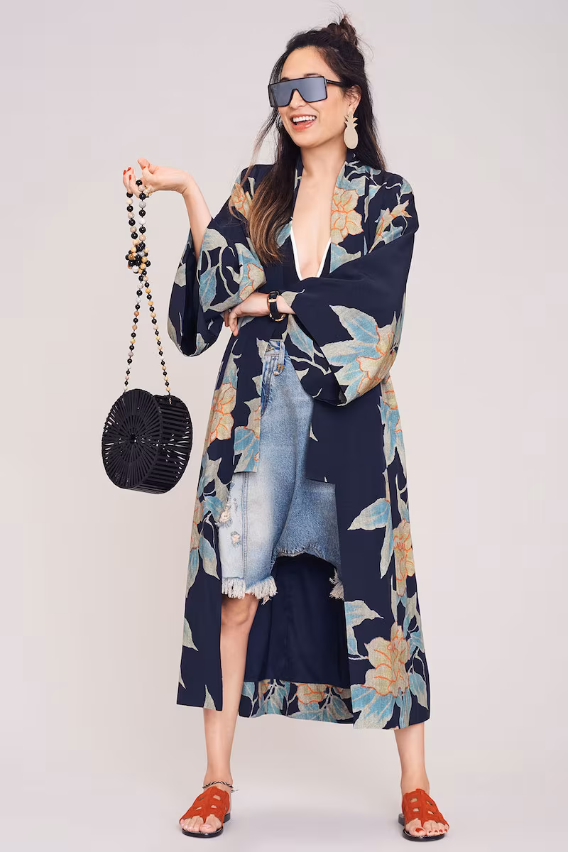 Elizabeth and James Zoe Kimono