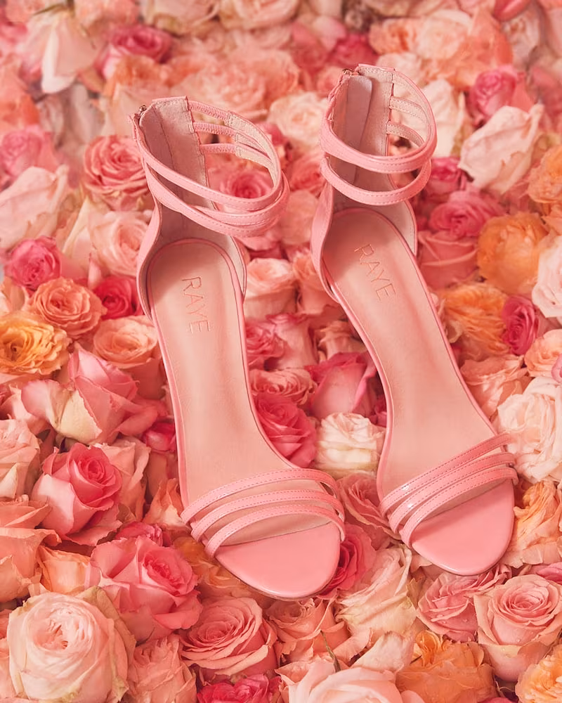 RAYE Mona Heel