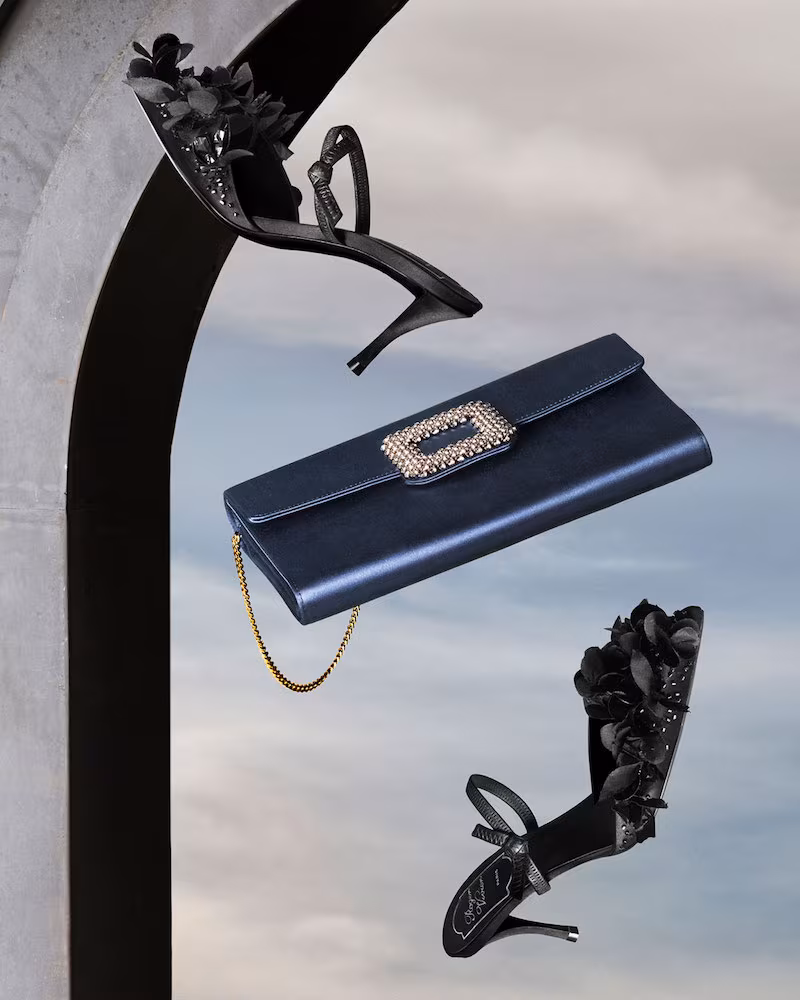 Roger Vivier Envelope Flap Lace Clutch Bag