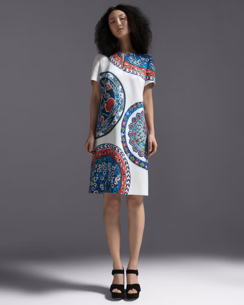 Escada Short-Sleeve Pottery-Medallion Print Chemise Dress