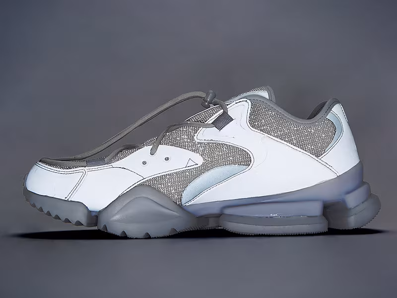 Reebok Classics Grey SSENSE Edition Run.r 96 Sneakers