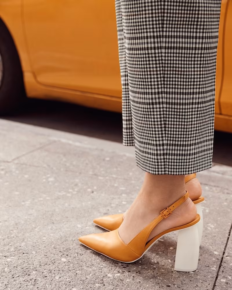 Chelsea28 Pleat Front Crop Pants
