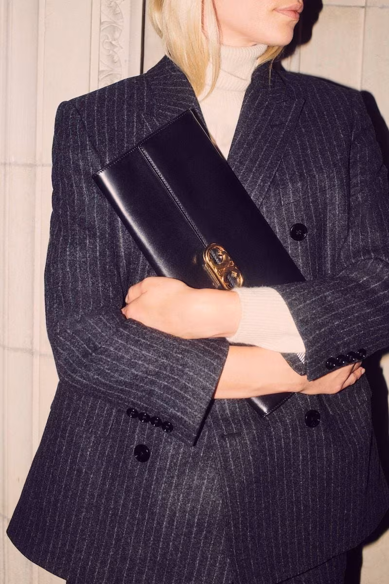 CELINE Maillon Triomphe Clutch