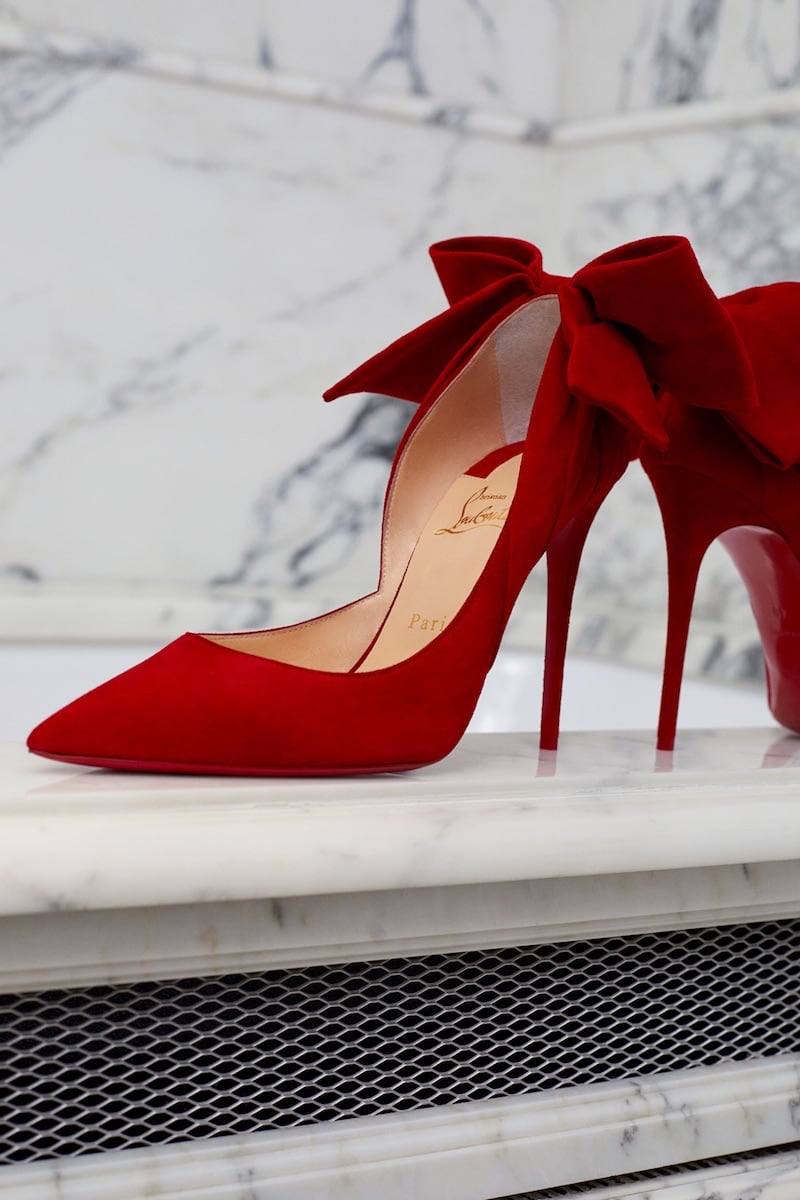 Christian Louboutin x Mytheresa Rabakate 100 Suede Pumps in Red