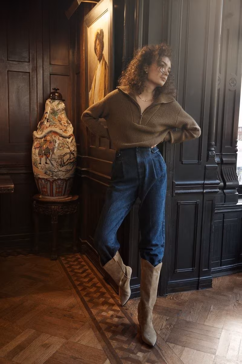 Closed Bay Pants