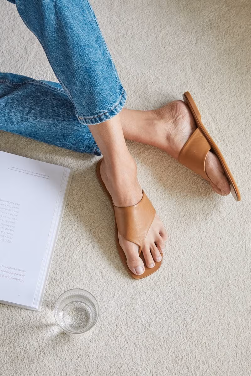 Everlane Day Crossover Sandal
