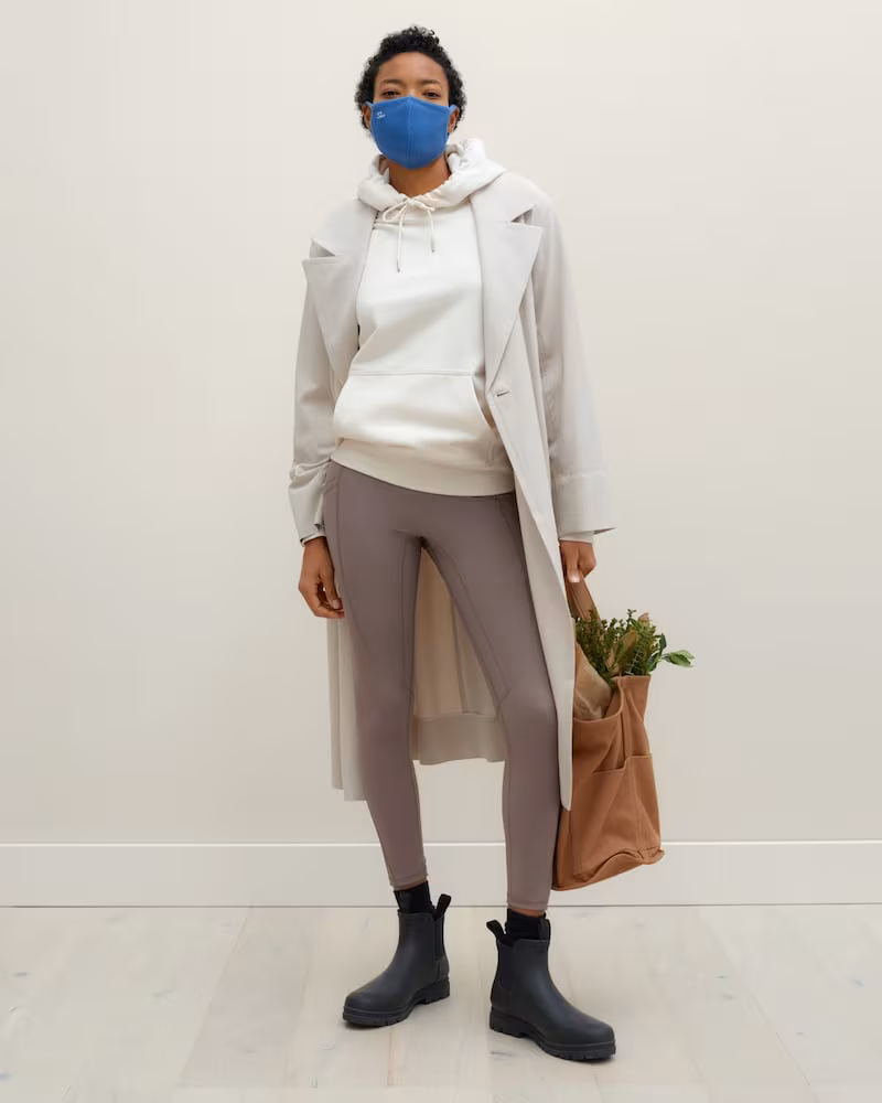 Everlane Perform Pocket Legging