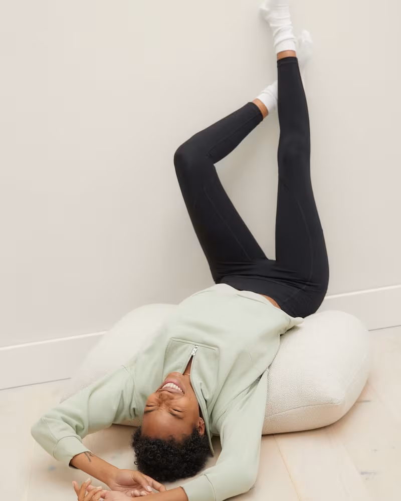 Everlane Perform Pocket Legging