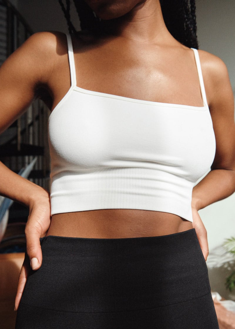 & Other Stories Quick-Dry Seamless Yoga Bra