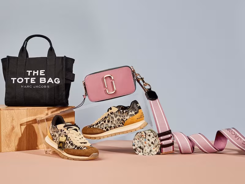The Marc Jacobs The Large Tote Bag