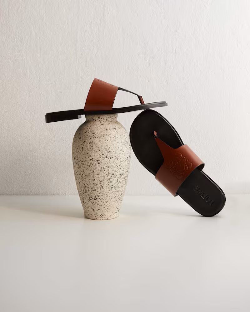 Loewe Paula s Ibiza Anagram Leather Thong Sandals