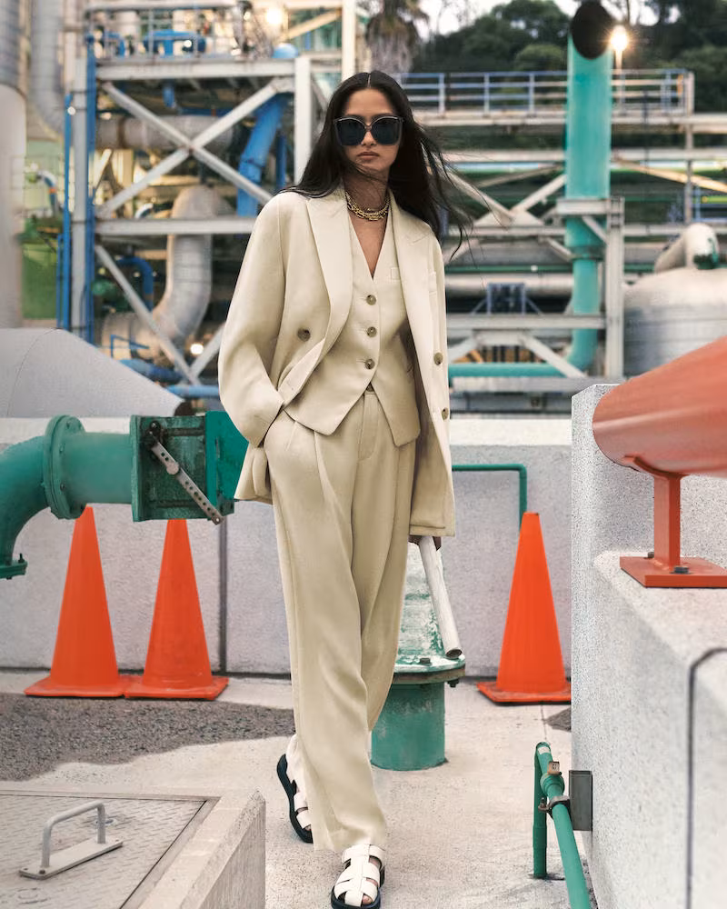 Vince Double-Breasted Crepe Boyfriend Blazer